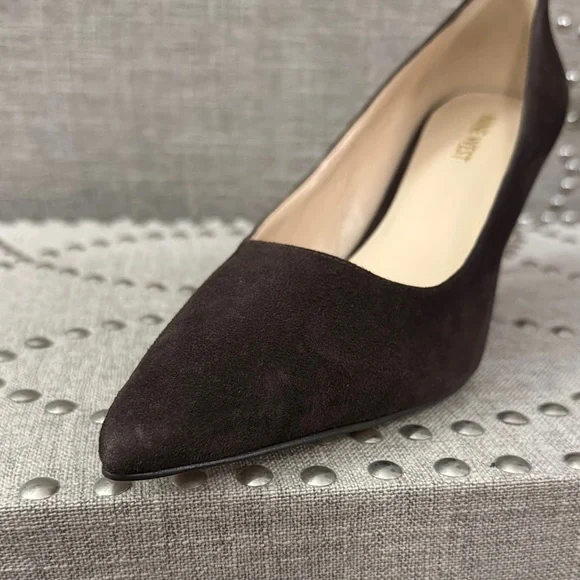 Nine West Margot Women's Kitten Heels Suede Brown Pumps - Picture 8 of 9
